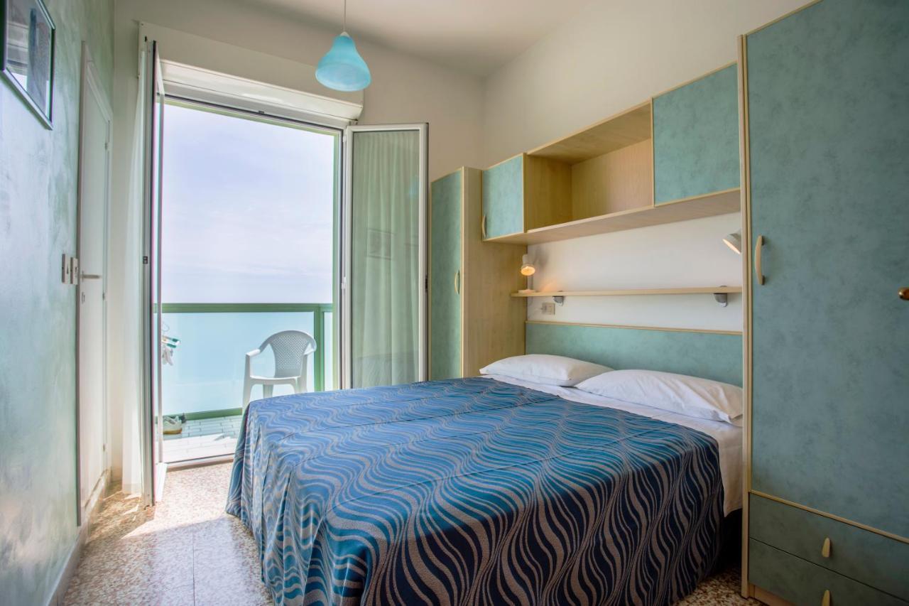 Costa Del Sole Only Room 米兰马瑞提那 外观 照片