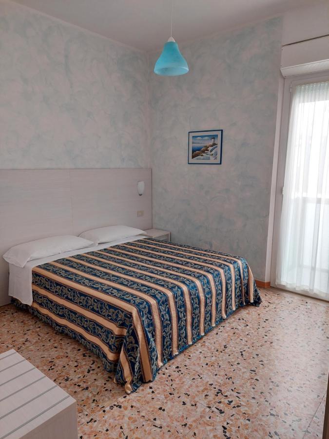 Costa Del Sole Only Room 米兰马瑞提那 外观 照片