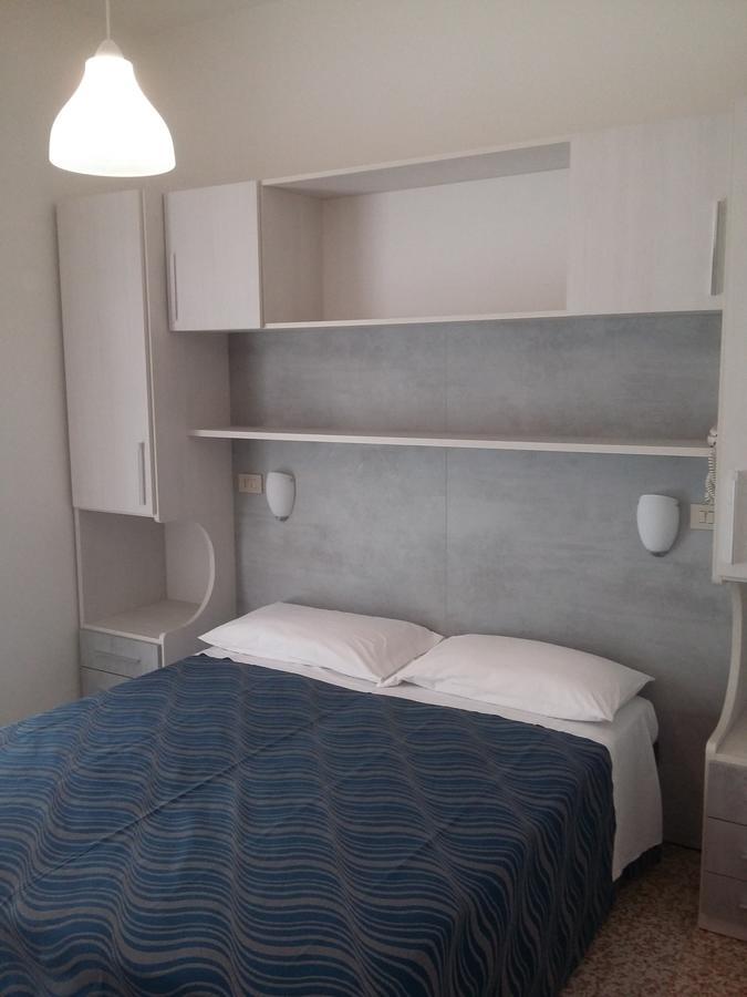 Costa Del Sole Only Room 米兰马瑞提那 外观 照片