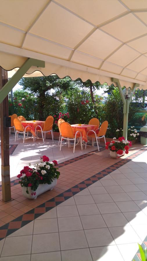 Costa Del Sole Only Room 米兰马瑞提那 外观 照片